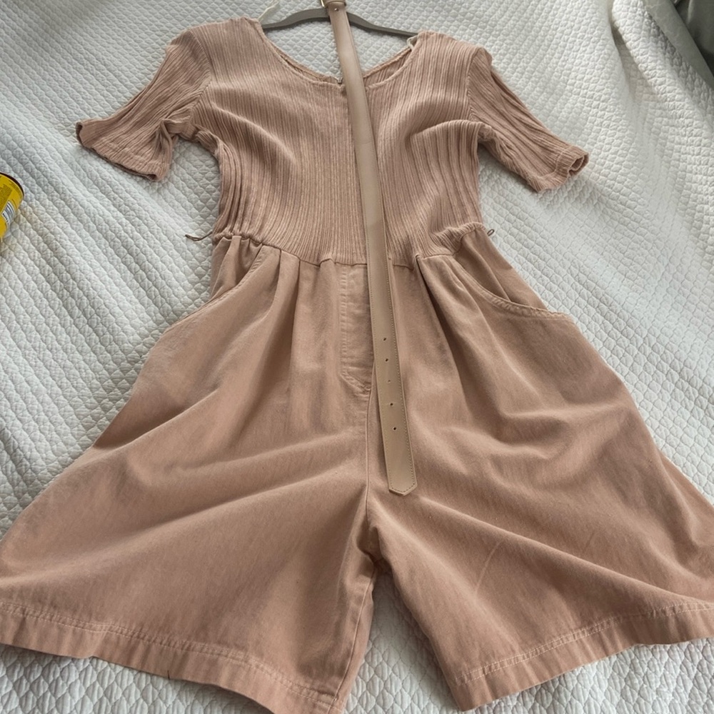 2pc shorts w/belt and vest